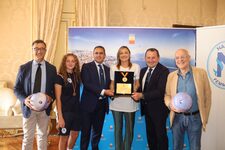 Premiata la squadra di calcio "Napoli Femminile" per il ritorno in serie A