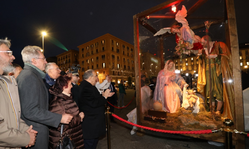 La Natività napoletana in Piazza Municipio